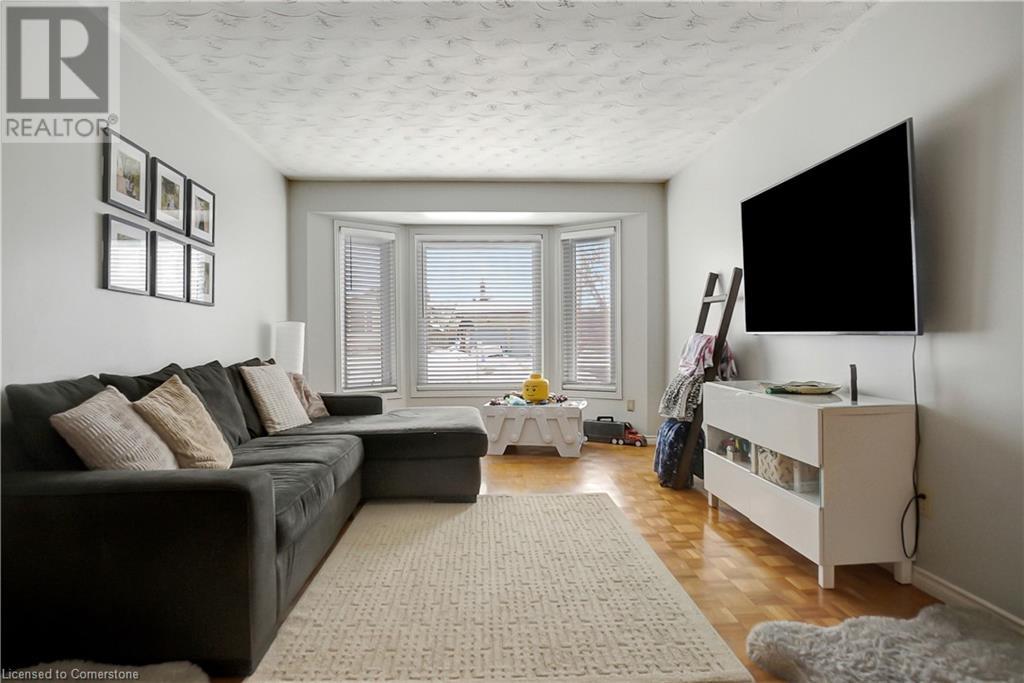 562 Champlain Boulevard, Cambridge, Ontario  N1R 7V2 - Photo 5 - 40730279