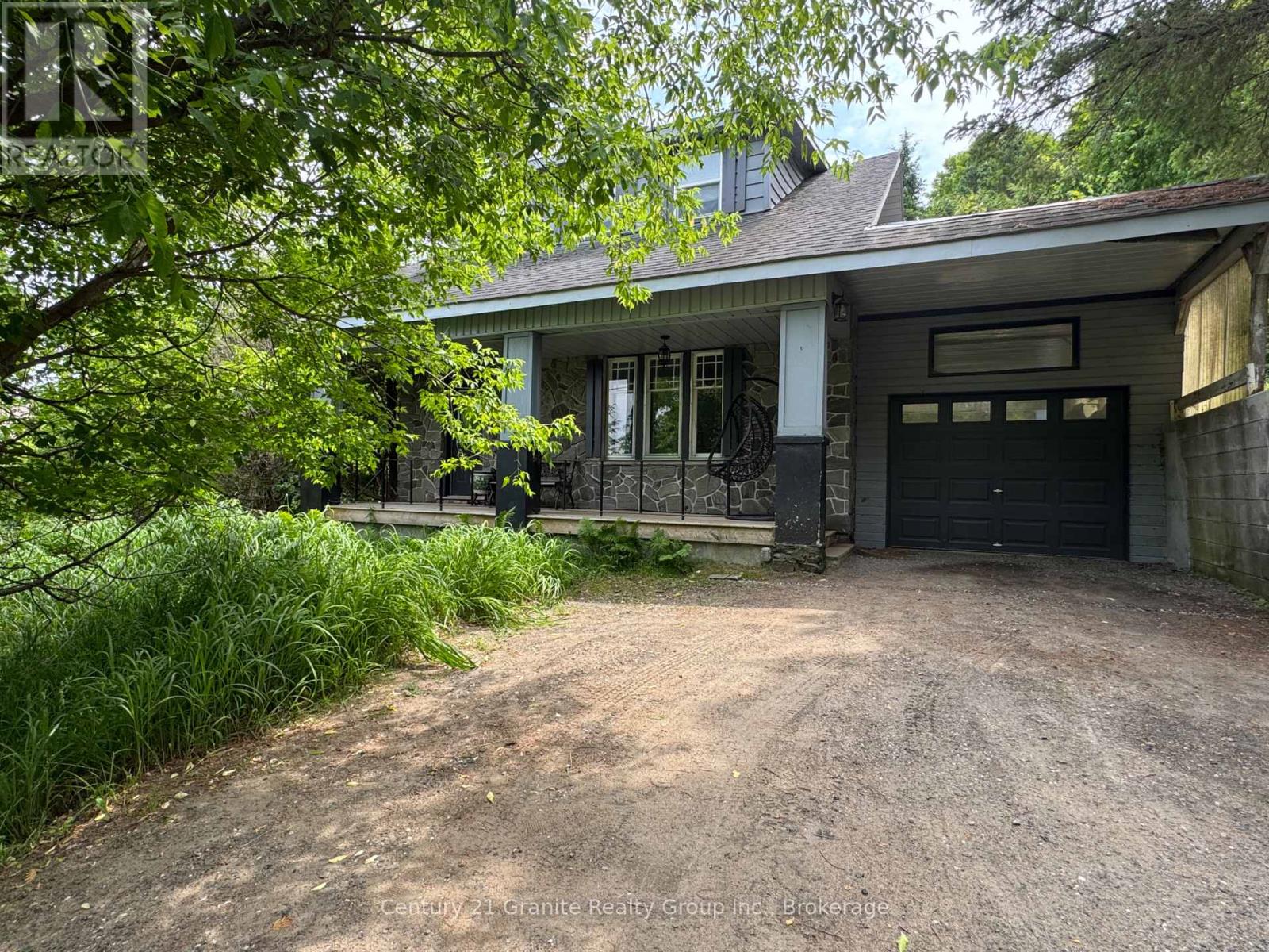 690 MOUNTAIN STREET, Dysart et al, Ontario