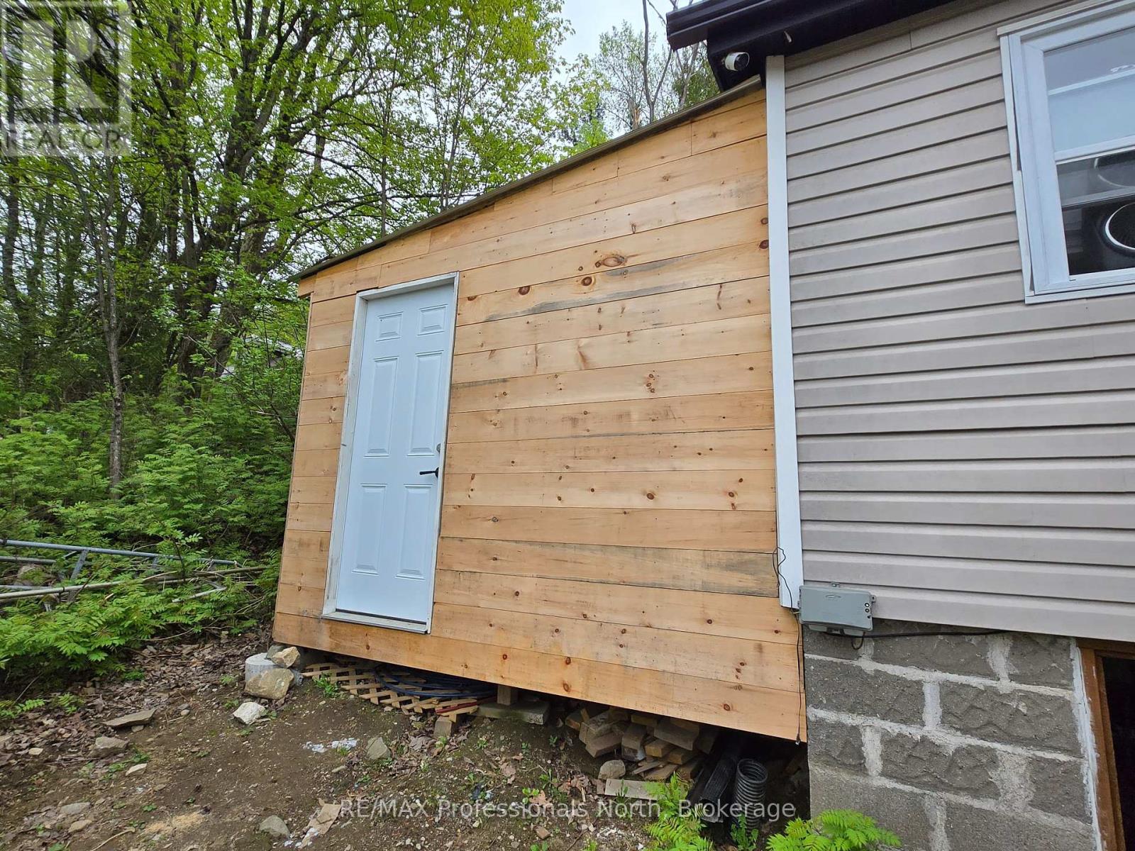 18 South Street, Dysart Et Al, Ontario  K0M 1S0 - Photo 22 - X12159175