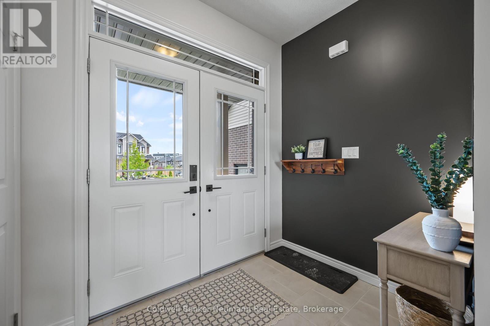 52 Keating Street, Guelph, Ontario  N1E 0S1 - Photo 8 - X12159476