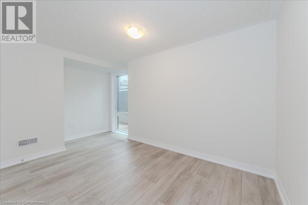 32 Reverie Way, Kitchener, Ontario  N2E 0K5 - Photo 11 - 40730441
