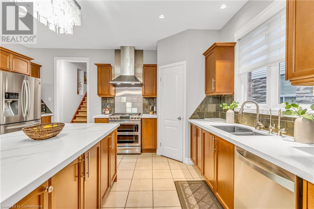 532 Woodfield Court, Kitchener, Ontario  N2P 2S8 - Photo 14 - 40730407