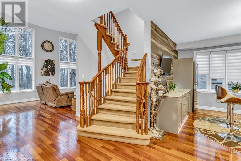 532 Woodfield Court, Kitchener, Ontario  N2P 2S8 - Photo 5 - 40730407