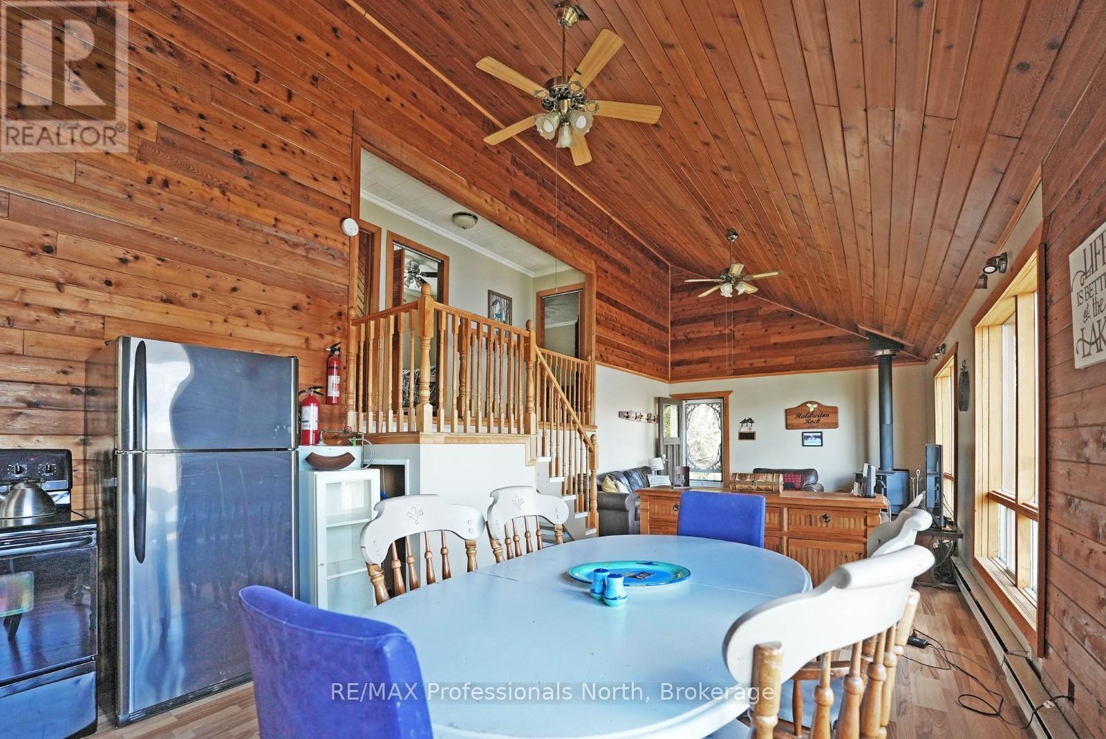 1017 Dunn Road, Dysart Et Al, Ontario  K0M 1S0 - Photo 16 - X12159617