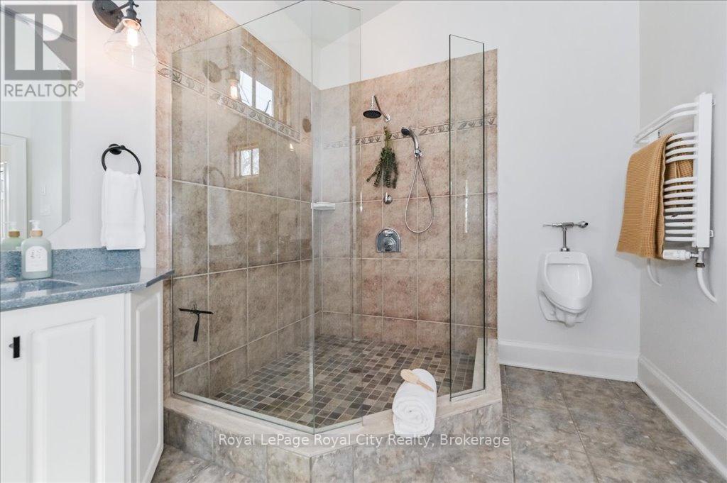 31 Mcnab Street W, Centre Wellington, Ontario  N0B 1S0 - Photo 19 - X12159699