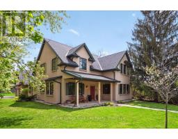 31 MCNAB STREET W, Centre Wellington, Ontario