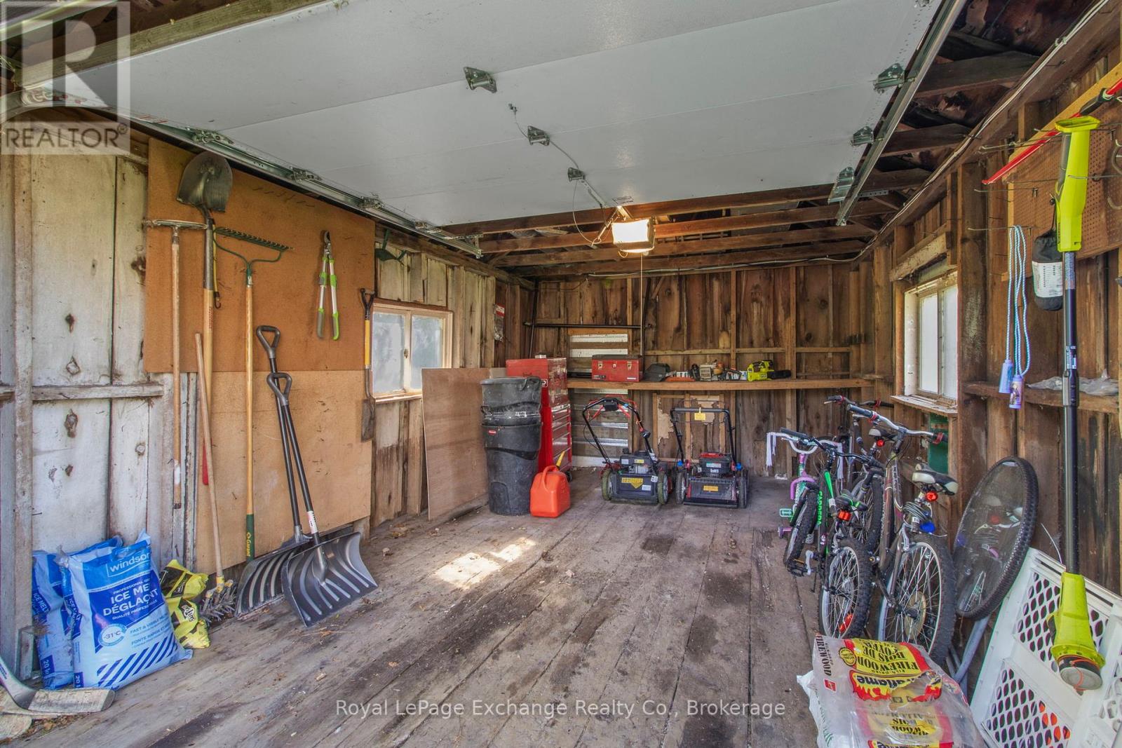 1180 Queen Street, Kincardine, Ontario  N2Z 1G5 - Photo 24 - X12159725