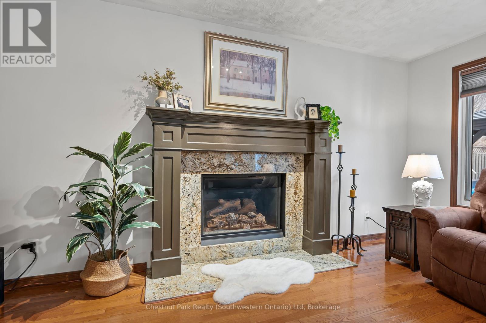 39 Celia Crescent, Guelph, Ontario  N1G 4R4 - Photo 25 - X12159749