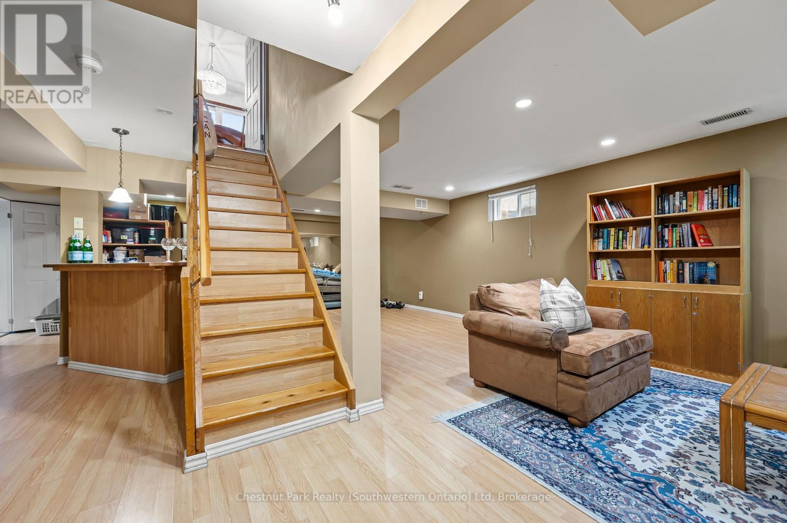 39 Celia Crescent, Guelph, Ontario  N1G 4R4 - Photo 40 - X12159749