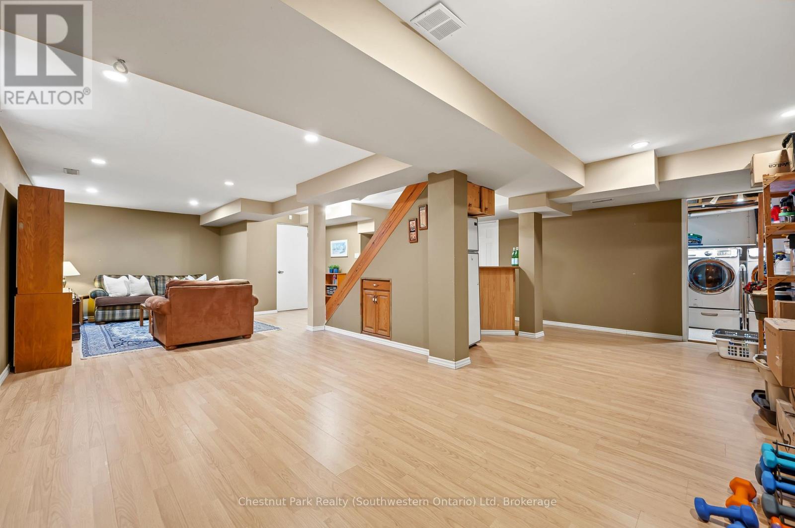 39 Celia Crescent, Guelph, Ontario  N1G 4R4 - Photo 43 - X12159749