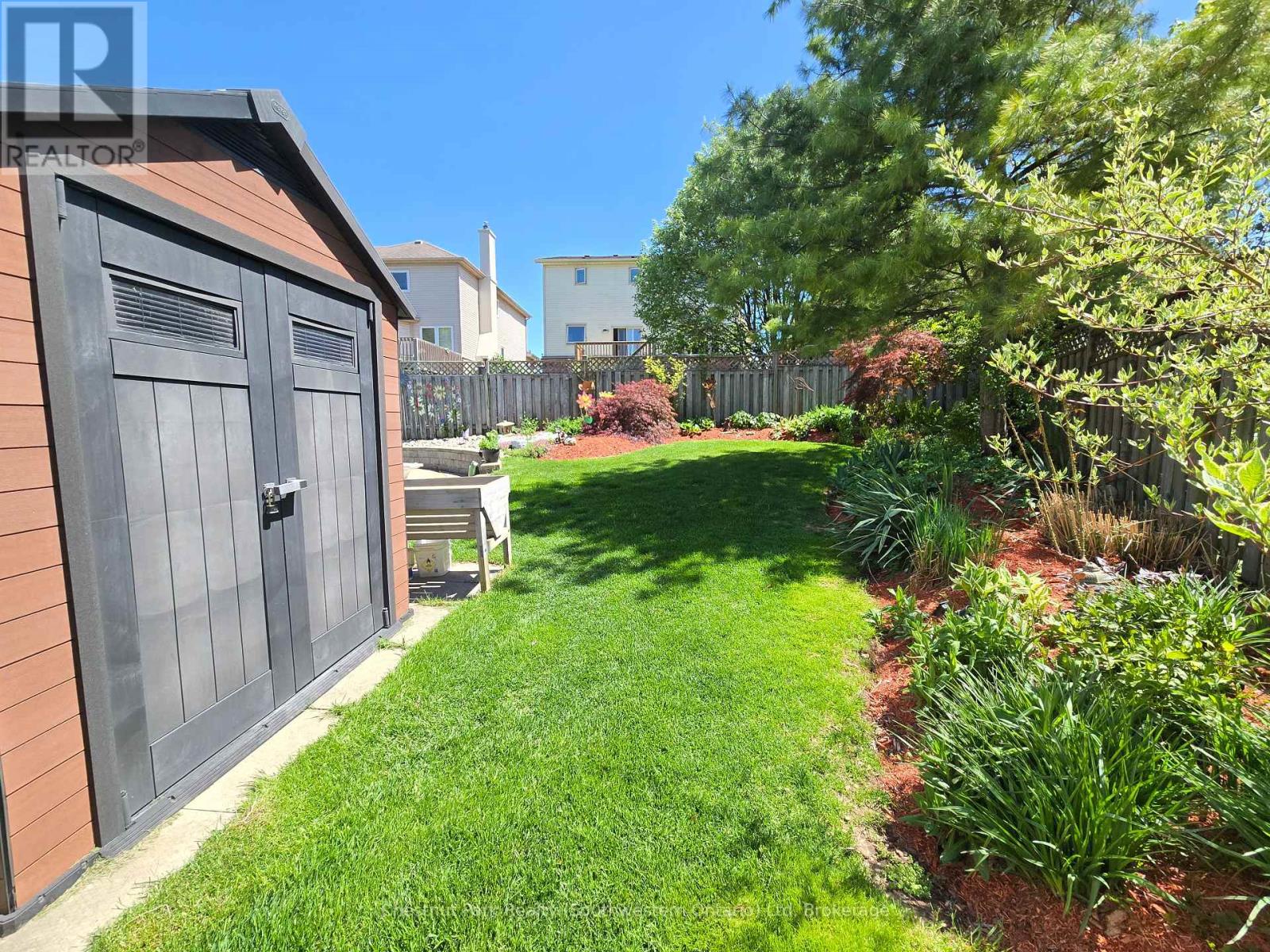 39 Celia Crescent, Guelph, Ontario  N1G 4R4 - Photo 48 - X12159749