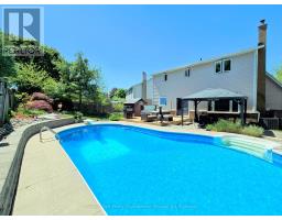 39 CELIA CRESCENT, Guelph, Ontario