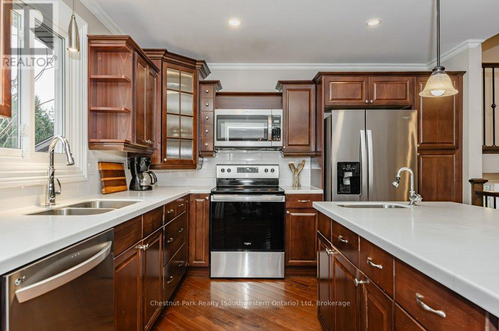 45 18 Side Road, Centre Wellington, Ontario  N1M 2W3 - Photo 21 - X12159843