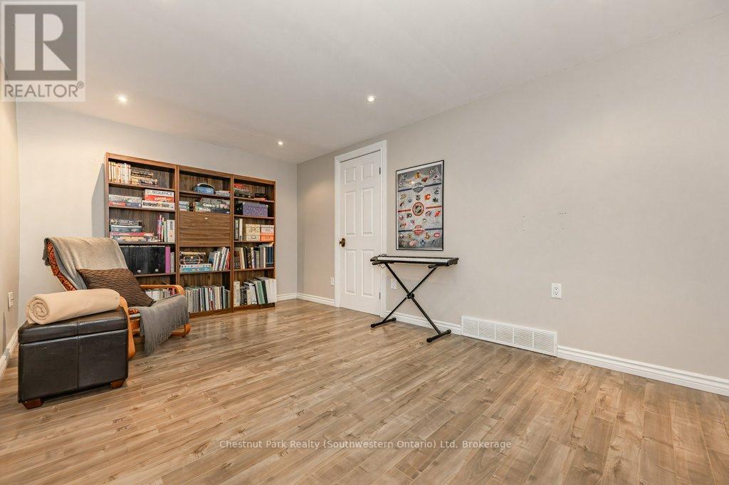 45 18 Side Road, Centre Wellington, Ontario  N1M 2W3 - Photo 42 - X12159843