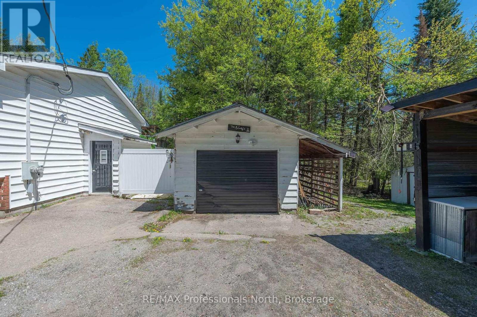 1204 Bacon Road, Minden Hills, Ontario  K0M 2K0 - Photo 13 - X12159850