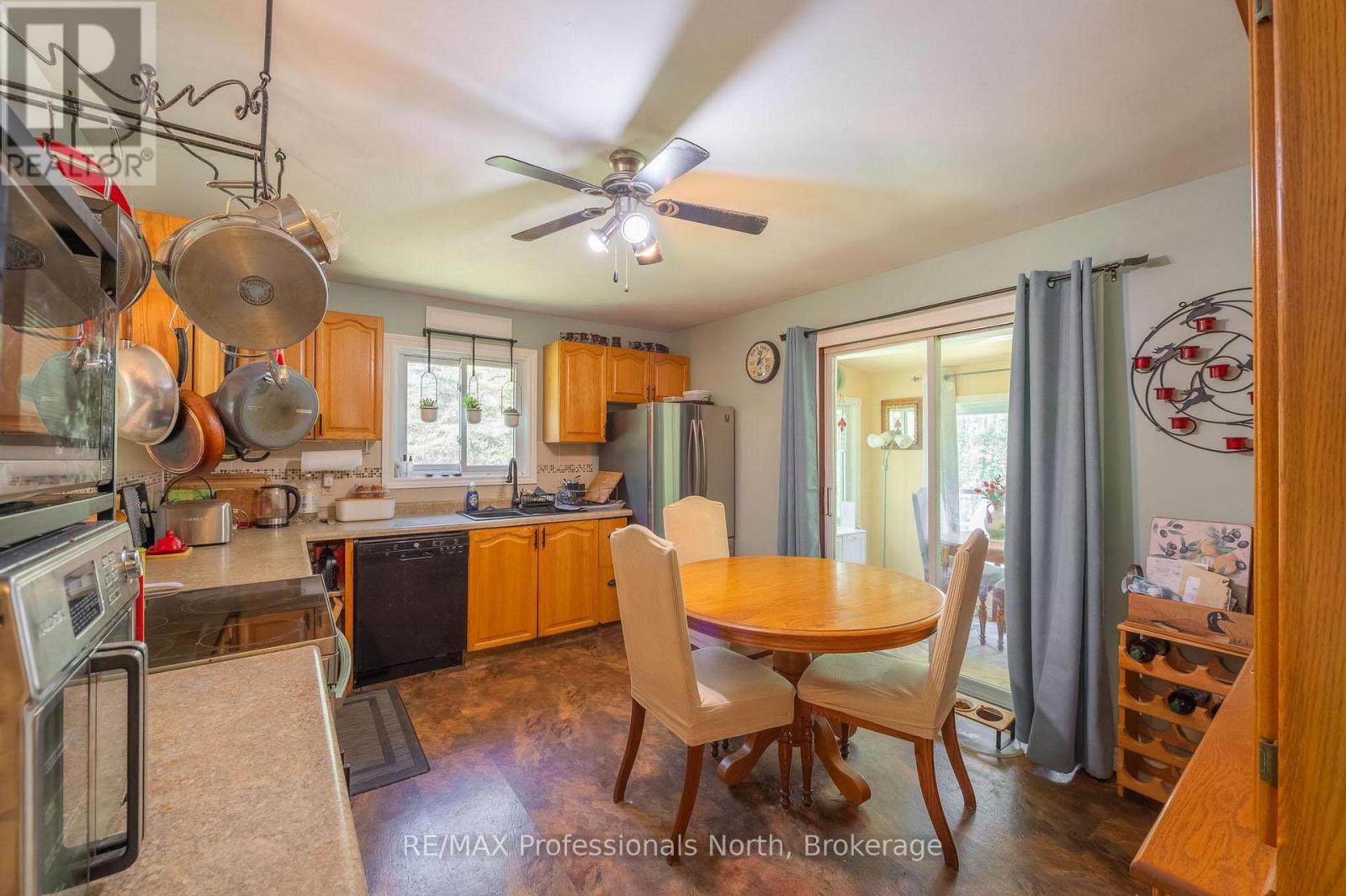 1204 Bacon Road, Minden Hills, Ontario  K0M 2K0 - Photo 16 - X12159850