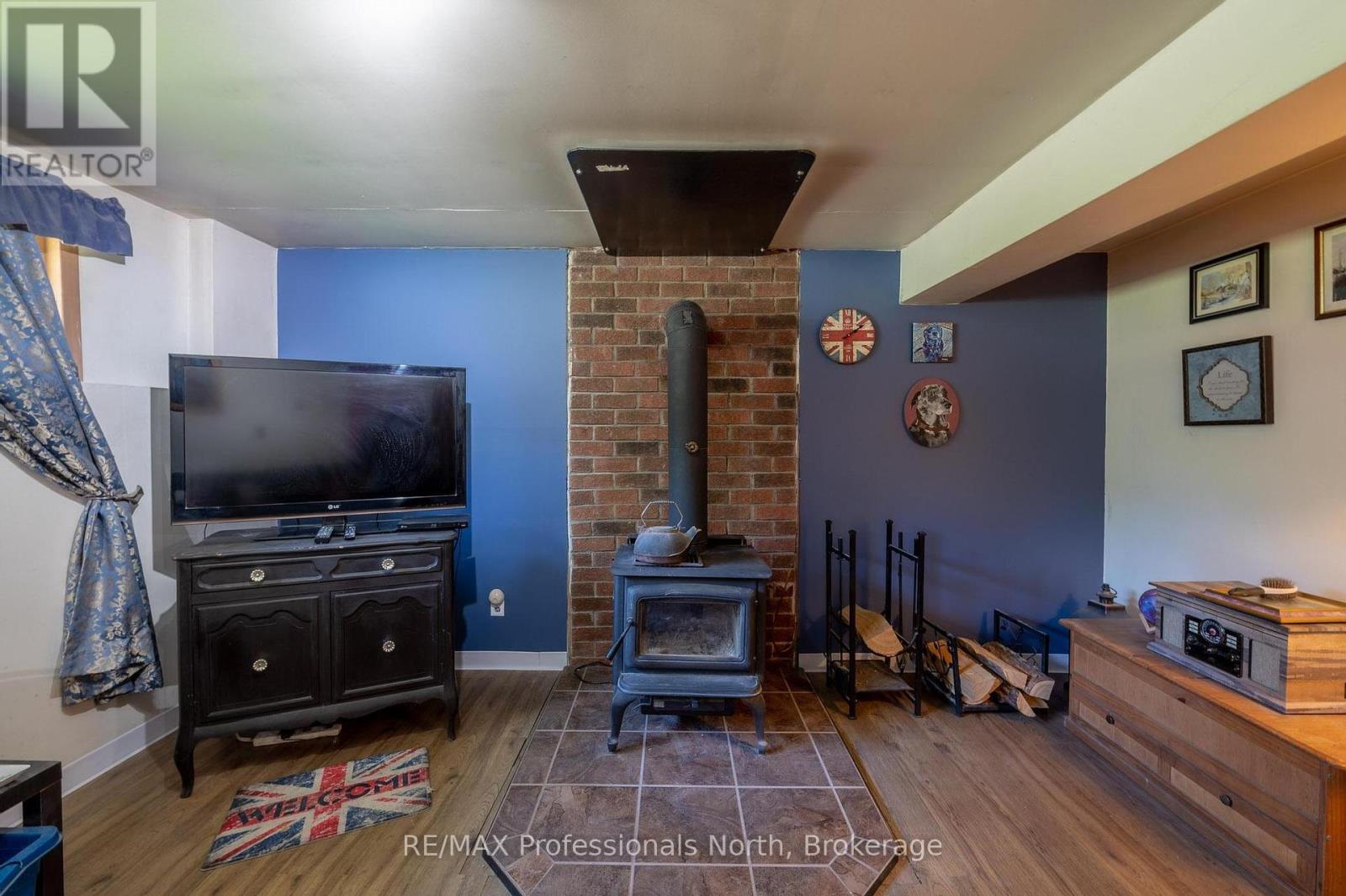 1204 Bacon Road, Minden Hills, Ontario  K0M 2K0 - Photo 24 - X12159850