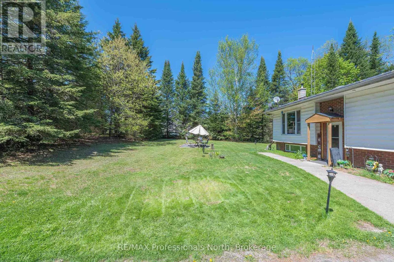 1204 Bacon Road, Minden Hills, Ontario  K0M 2K0 - Photo 7 - X12159850