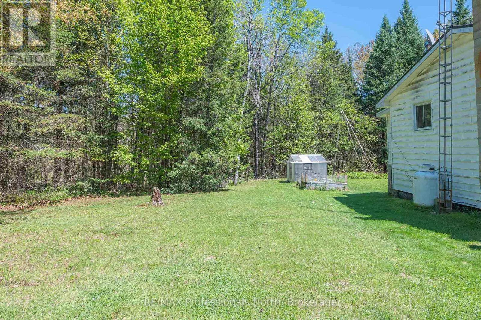 1204 Bacon Road, Minden Hills, Ontario  K0M 2K0 - Photo 9 - X12159850