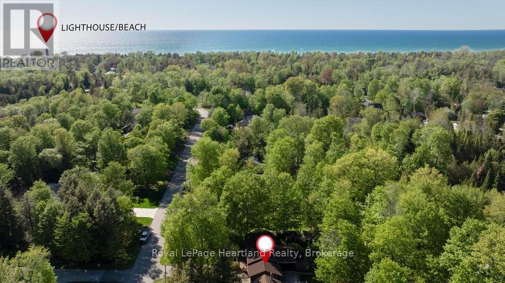 216 Shadywood Crescent, Huron-Kinloss, Ontario  N2Z 2X3 - Photo 2 - X12159862