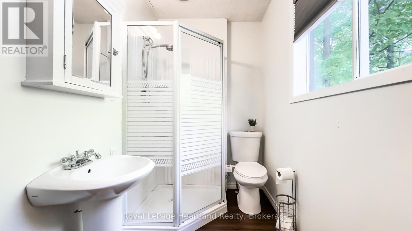 216 Shadywood Crescent, Huron-Kinloss, Ontario  N2Z 2X3 - Photo 27 - X12159862