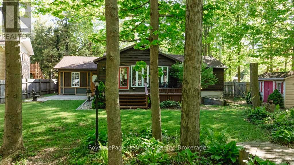 216 Shadywood Crescent, Huron-Kinloss, Ontario  N2Z 2X3 - Photo 40 - X12159862