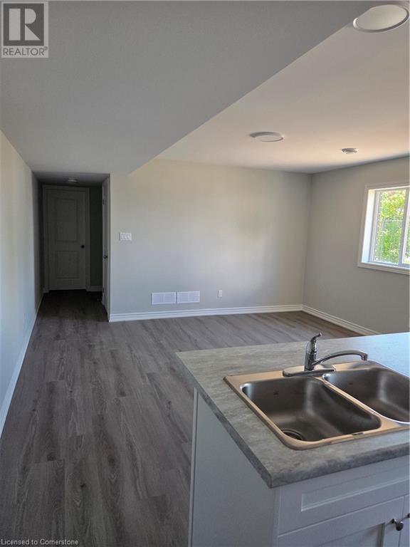 83 Superior Street Unit# A, Welland, Ontario  L3B 3A6 - Photo 2 - 40730409