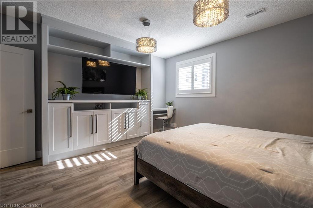 46 Paige Street, Kitchener, Ontario  N2K 4P5 - Photo 39 - 40730388