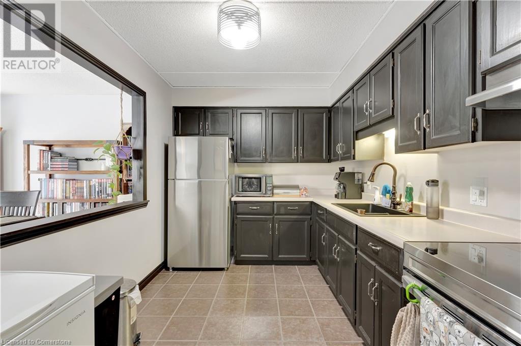 401 Erb Street Unit# 203, Waterloo, Ontario  N2L 1W5 - Photo 13 - 40730194