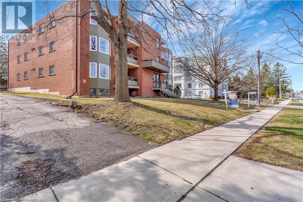 401 Erb Street Unit# 203, Waterloo, Ontario  N2L 1W5 - Photo 2 - 40730194