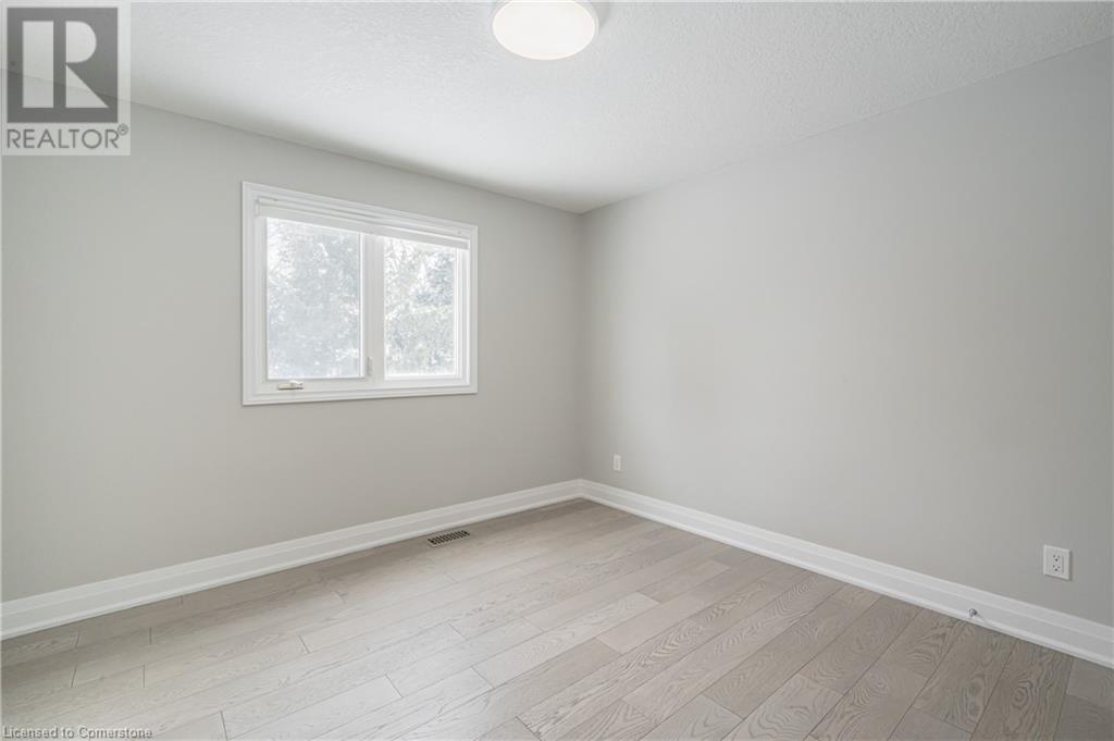 567 Rustic Drive, Waterloo, Ontario  N2K 2A4 - Photo 24 - 40730552