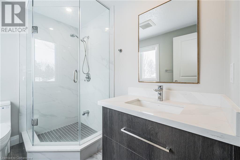 567 Rustic Drive, Waterloo, Ontario  N2K 2A4 - Photo 32 - 40730552