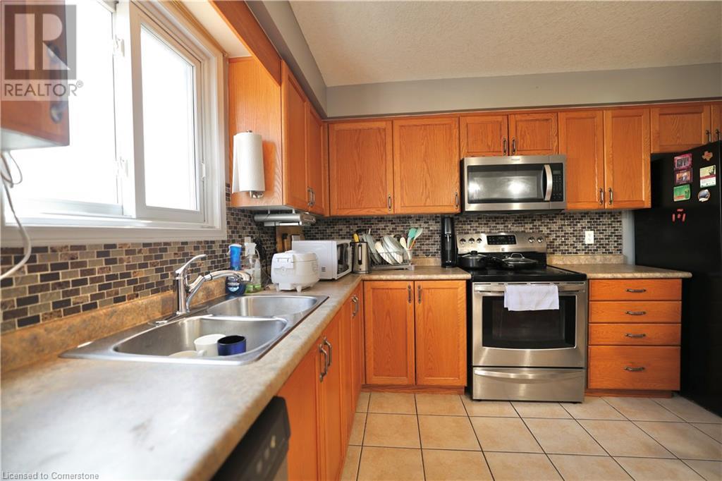 686 Wild Ginger Avenue, Waterloo, Ontario  N2V 2T2 - Photo 13 - 40730578