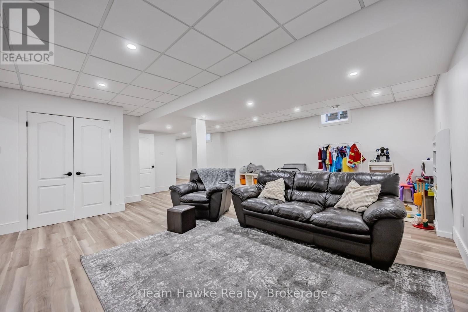 96 Bellisle Road, Penetanguishene, Ontario  L9M 0V6 - Photo 32 - S12159988