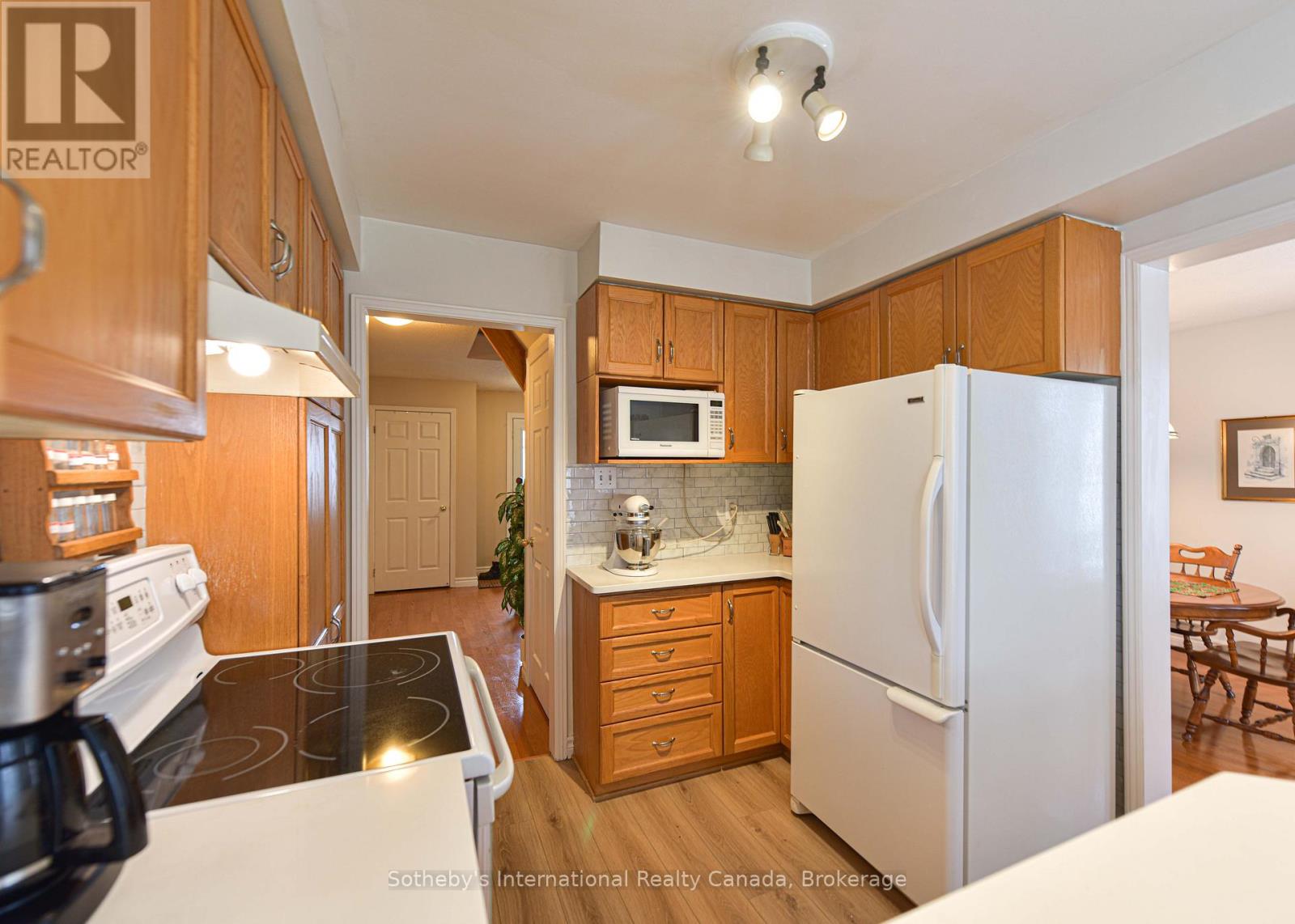 13 Burke Drive, Barrie, Ontario  L4N 7J3 - Photo 13 - S12160621