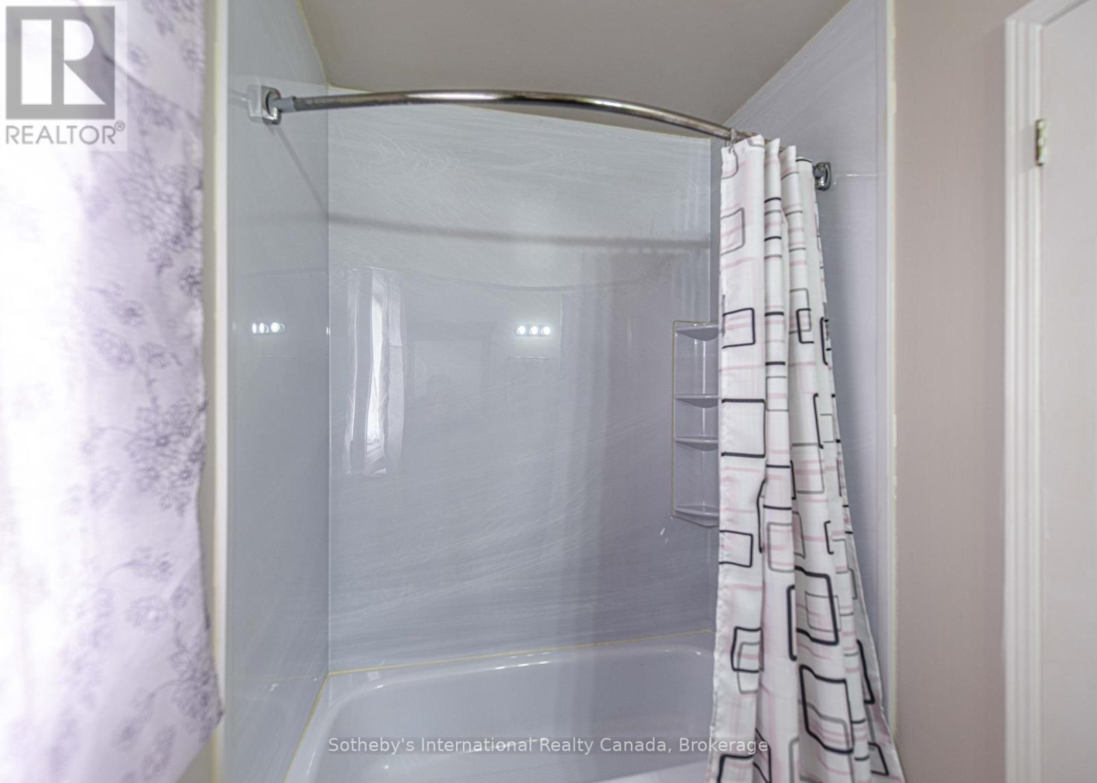 13 Burke Drive, Barrie, Ontario  L4N 7J3 - Photo 29 - S12160621