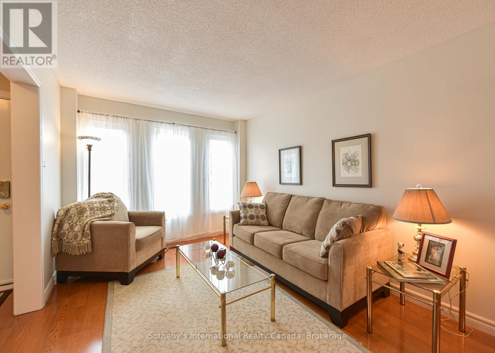 13 Burke Drive, Barrie, Ontario  L4N 7J3 - Photo 8 - S12160621