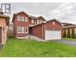 13 BURKE DRIVE, Barrie, Ontario