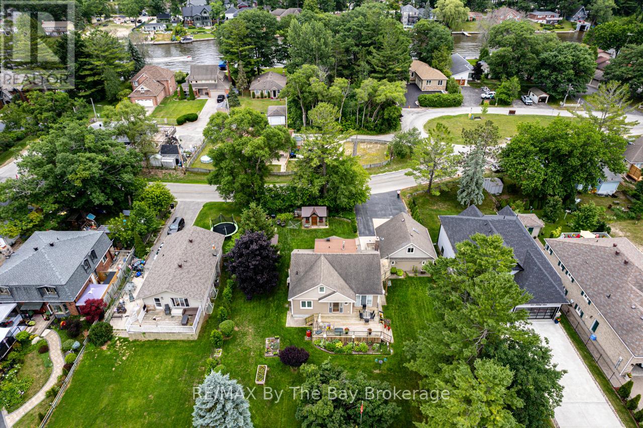 599 Mosley Street, Wasaga Beach, Ontario  L9Z 2J2 - Photo 49 - S12160695