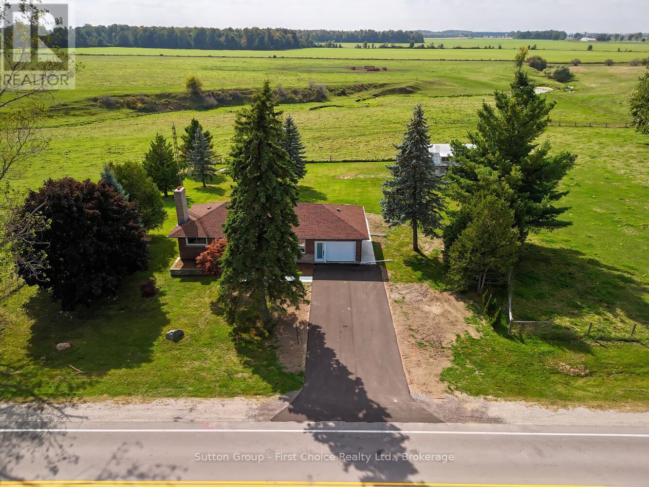 3552 Road 112, Perth East, Ontario  N5A 6S3 - Photo 4 - X12159915