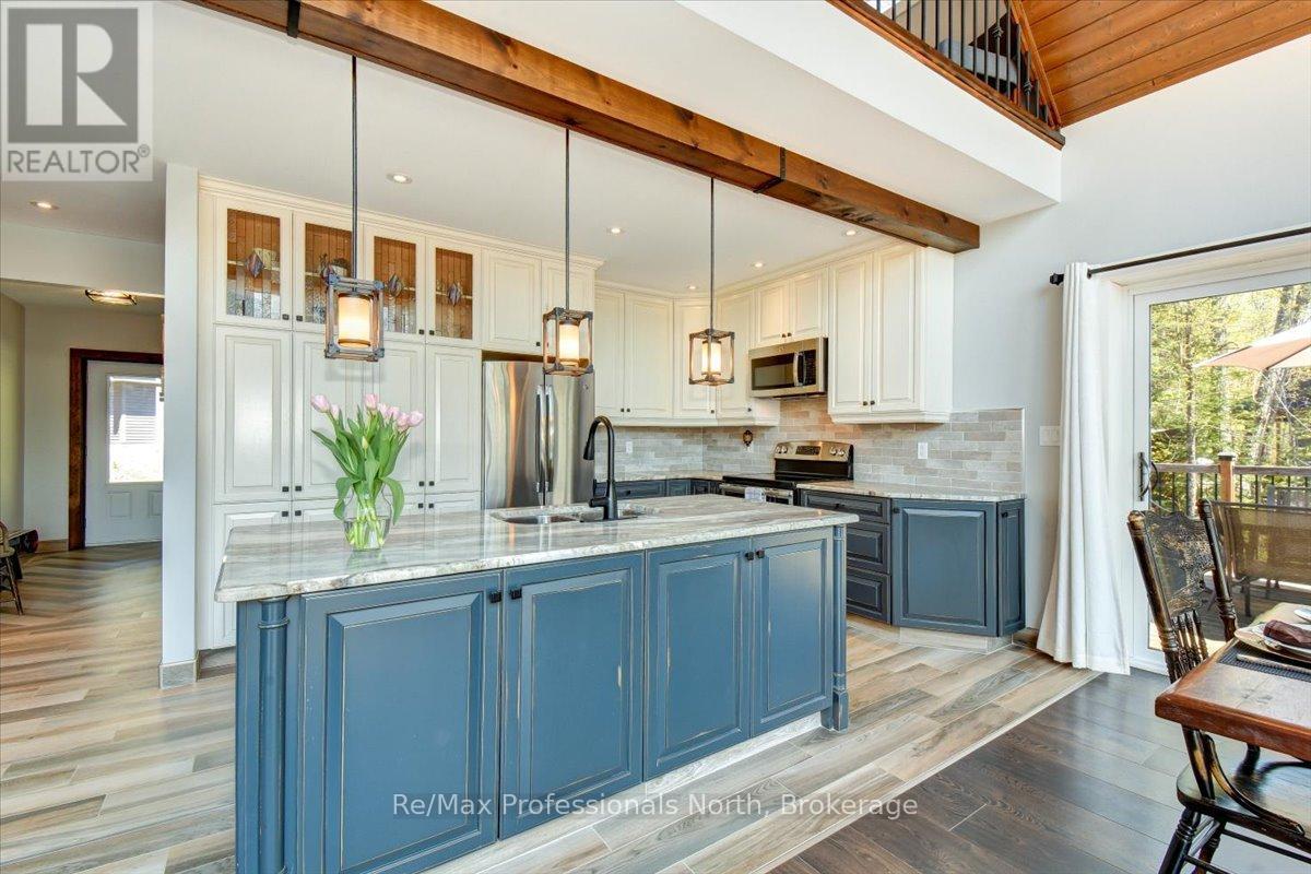88 Russell Drive, Trent Lakes, Ontario  K0M 2A0 - Photo 3 - X12159942