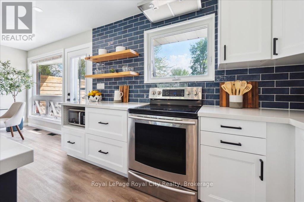 381 Smith Street, Wellington North, Ontario  N0G 1A0 - Photo 6 - X12159960
