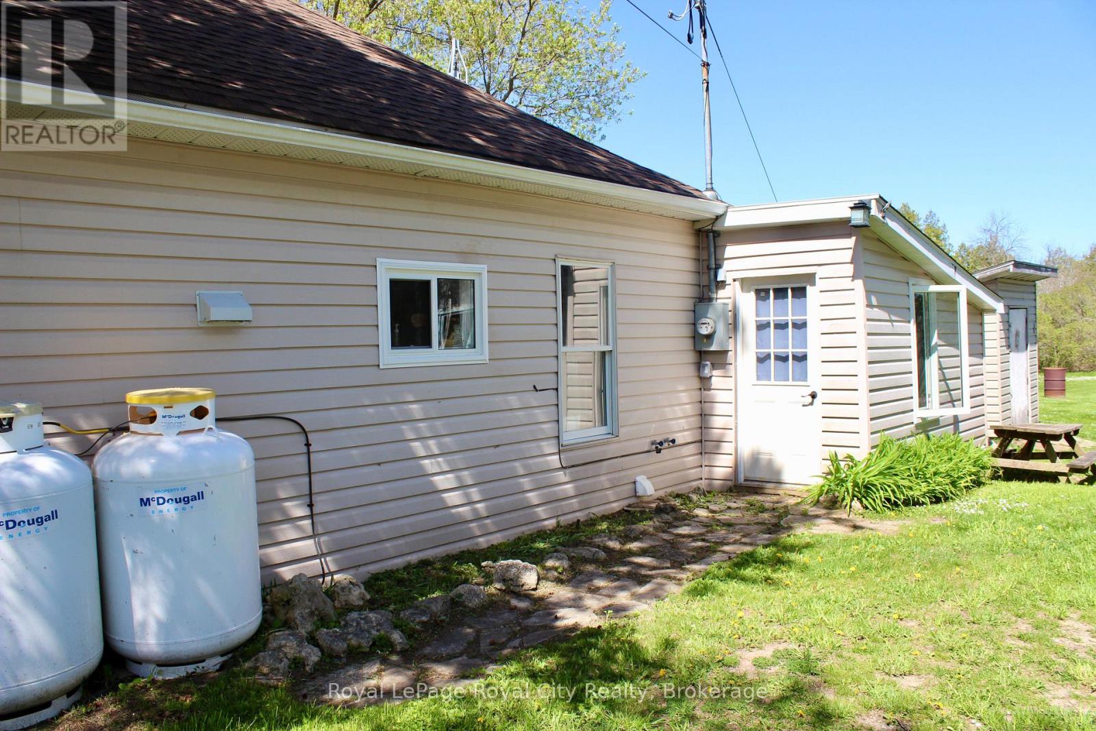 2557 Bruce 9 Road, Northern Bruce Peninsula, Ontario  N0H 1W0 - Photo 24 - X12160205