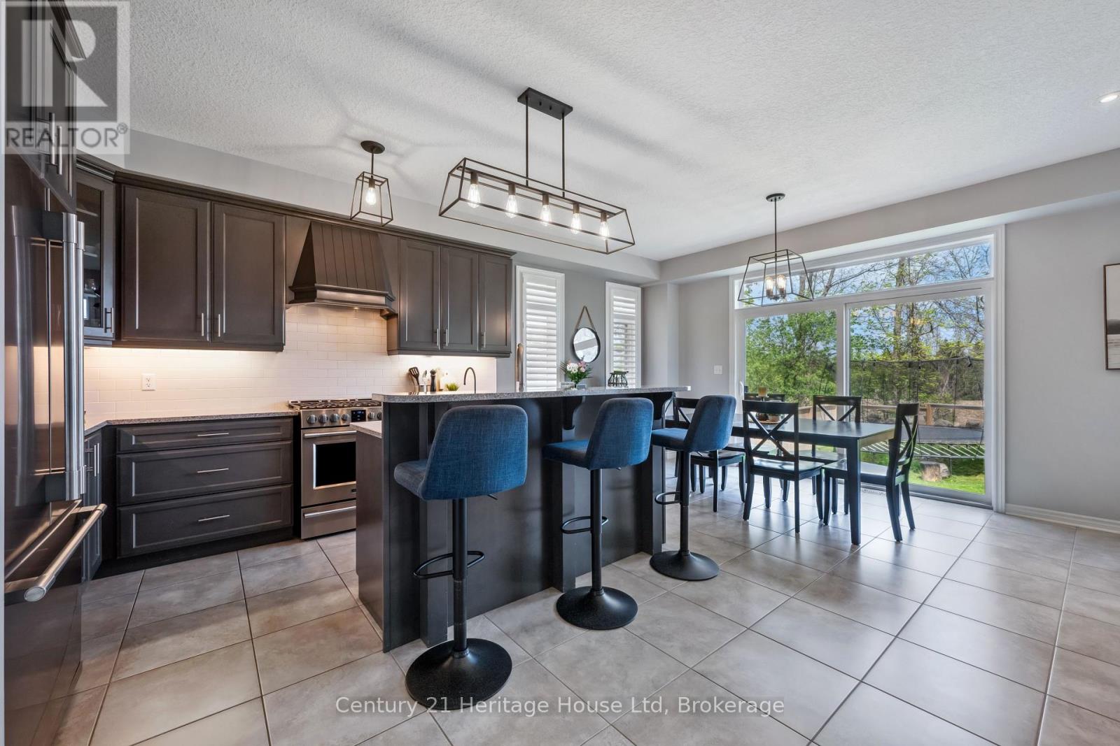220 Sammon Drive, Guelph/eramosa, Ontario  N0B 2K0 - Photo 15 - X12160229