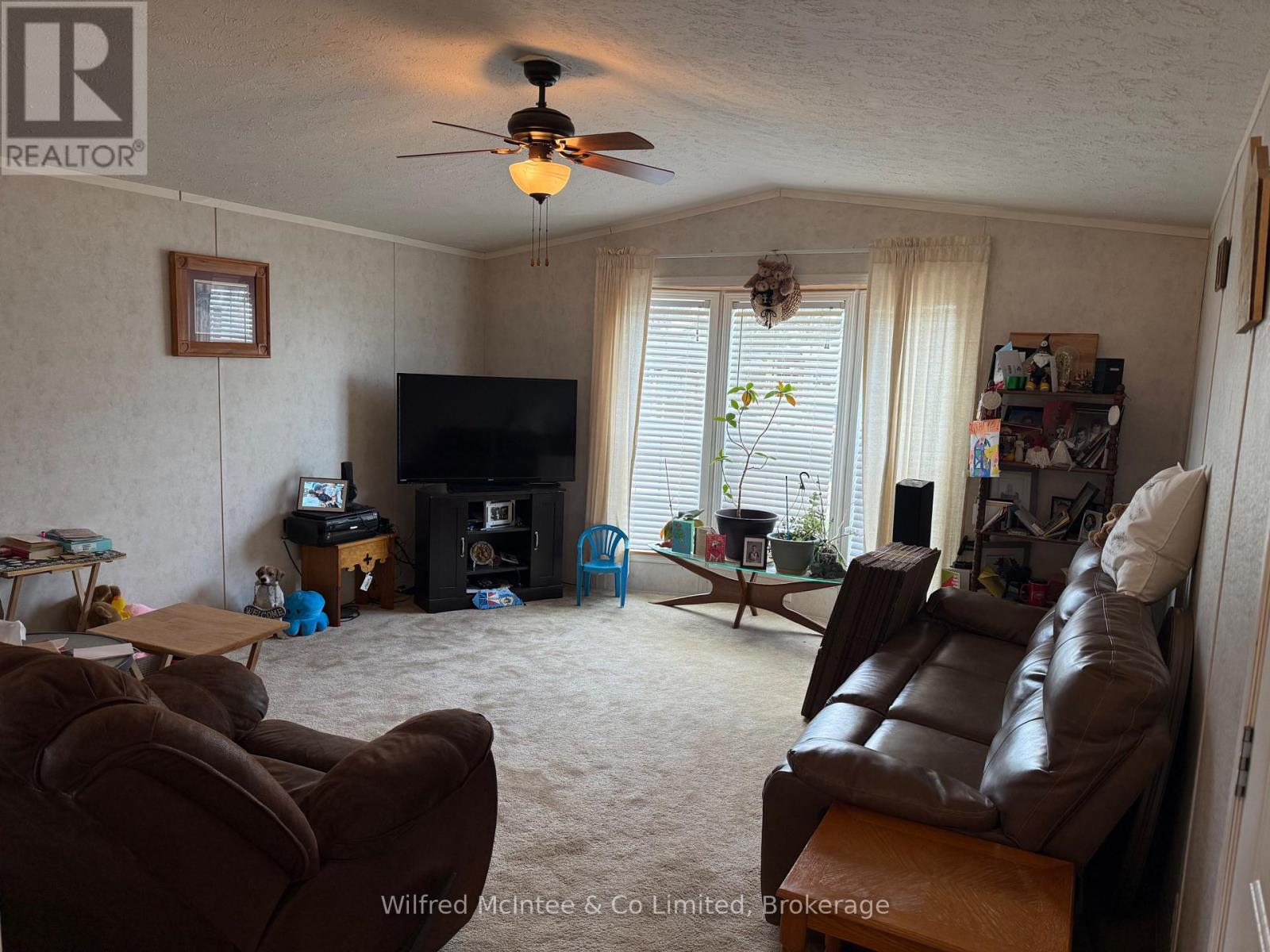 36 Dove Road, Brockton, Ontario  N0G 2V0 - Photo 9 - X12160415
