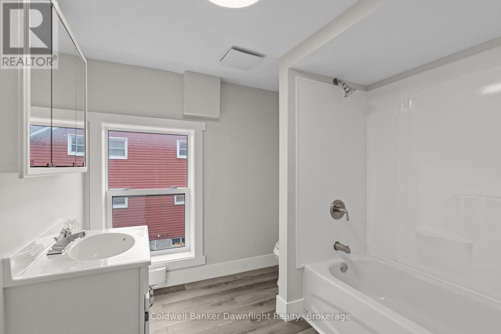 50 Goderich Street E, Huron East, Ontario  N0K 1W0 - Photo 40 - X12160496