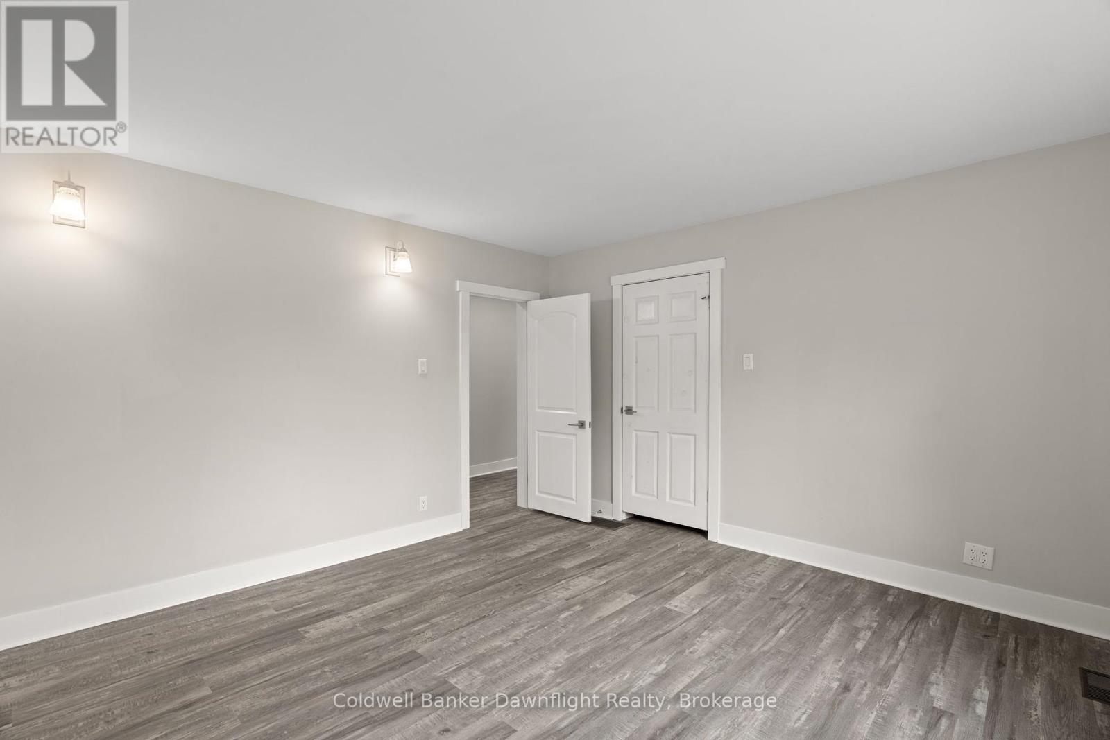 50 Goderich Street E, Huron East, Ontario  N0K 1W0 - Photo 8 - X12160496
