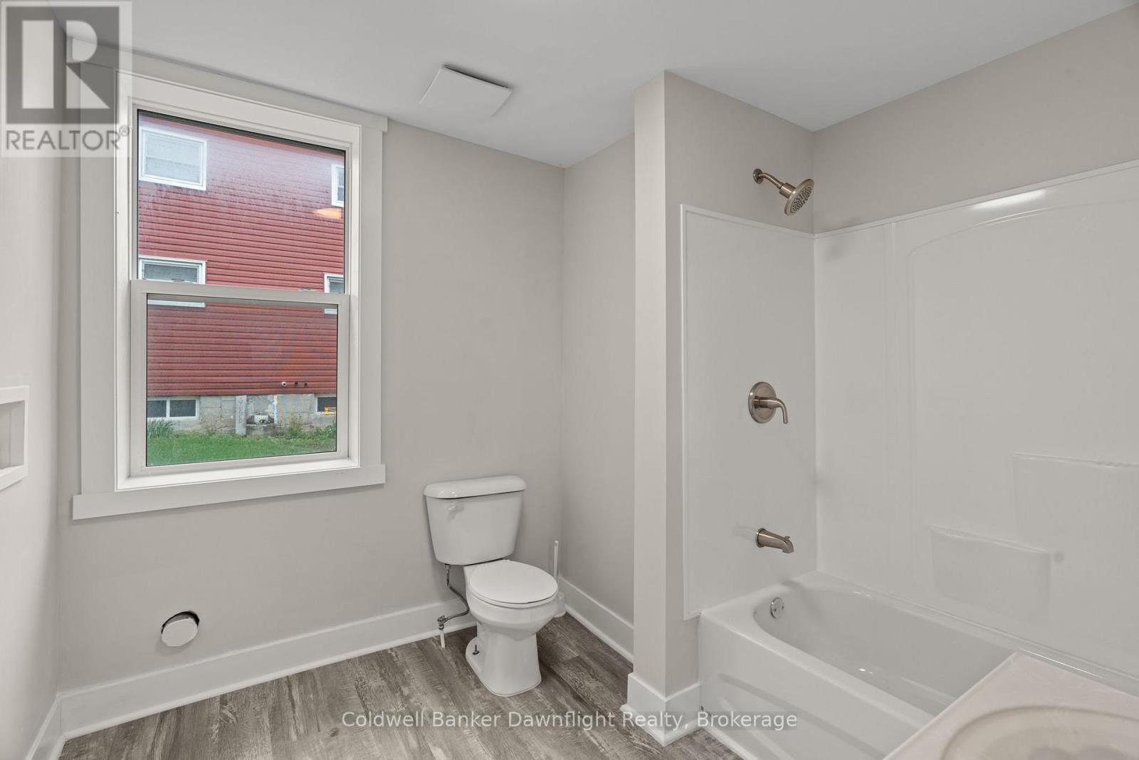 50 Goderich Street E, Huron East, Ontario  N0K 1W0 - Photo 9 - X12160496
