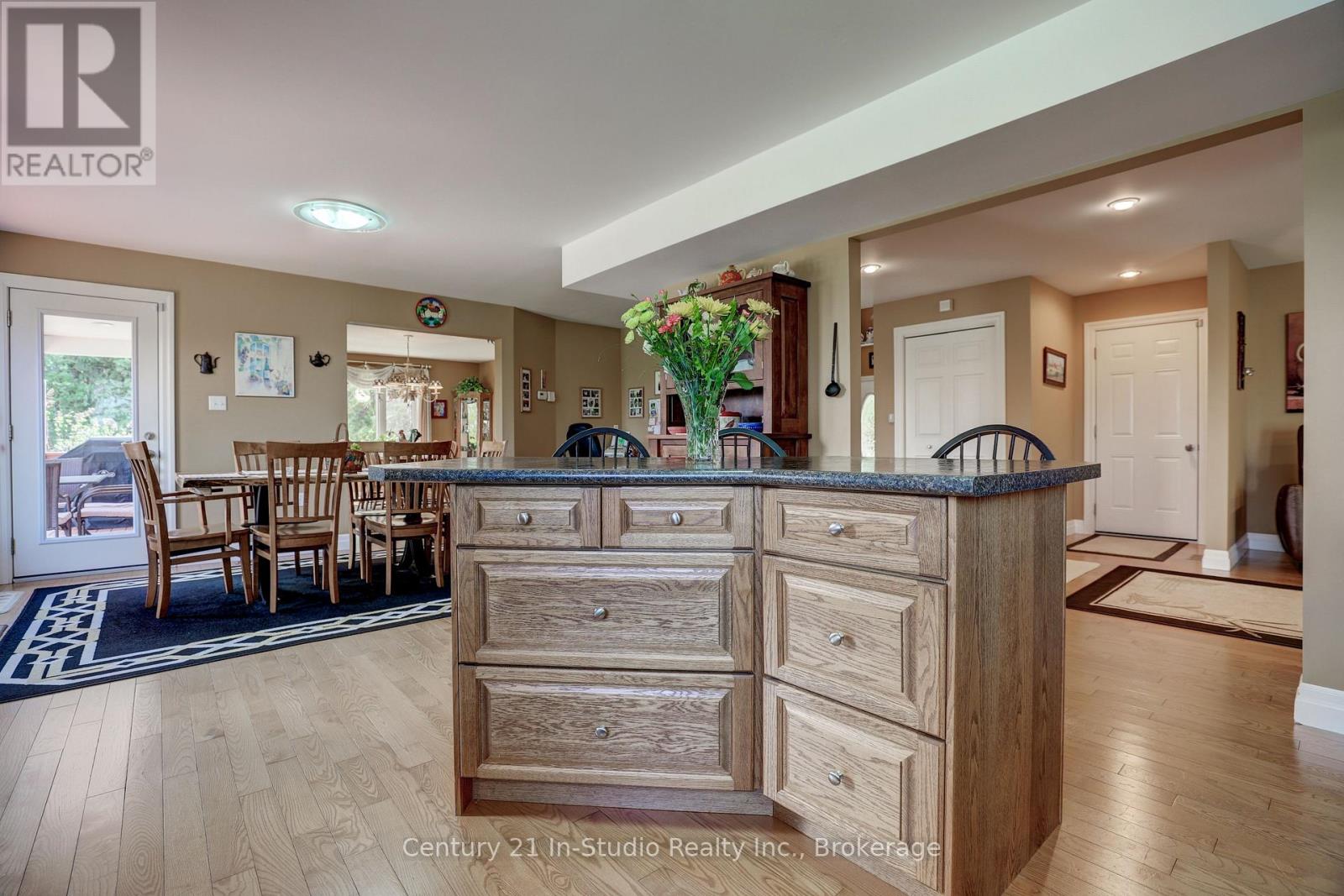 497119 Concession 6 S (Bognor) Road, Meaford, Ontario  N0H 1E0 - Photo 31 - X12160525