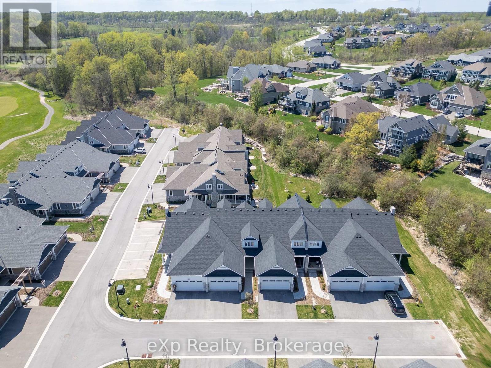 300 Sandpiper Lane, Georgian Bluffs, Ontario  N0H 1S0 - Photo 41 - X12160563